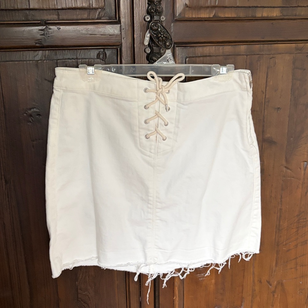 J. Crew Classic white skirt Jean skirt never worn. HOST PICK